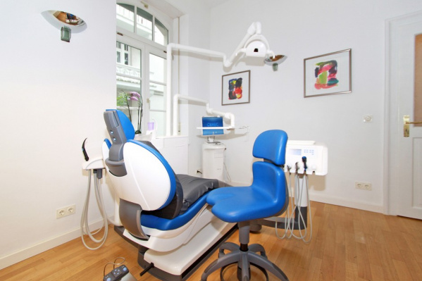 Zahnarzt Schwabing - Zahnmedizin Schwabing Zahnärztin Dr. Eva Markert - Ungererstrasse 44 München