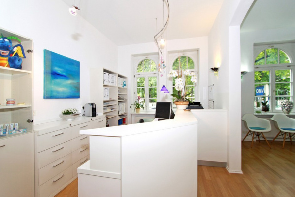 Zahnarzt Schwabing - Zahnmedizin Schwabing Zahnärztin Dr. Eva Markert - Ungererstrasse 44 München