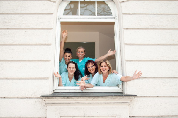 Zahnarzt Schwabing - Zahnmedizin Schwabing Zahnärztin Dr. Eva Markert - Ungererstrasse 44 München